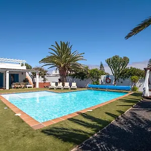 Bonita , Playa Blanca (Lanzarote) Spain